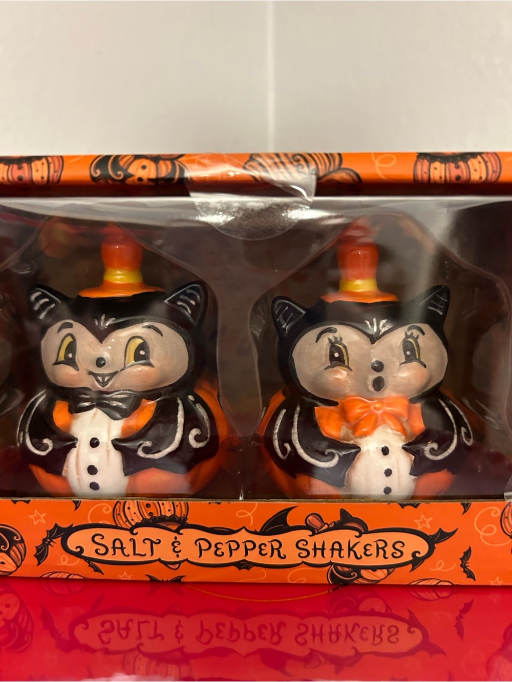 New Release Joanna Parker Halloween Bat Salt & Pepper Shakers - Orange Black